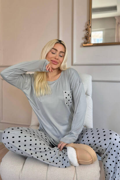 Gri Puan Desenli Bambu Uzun Kol Kadın Pijama Takımı - Pijamaevi (1)