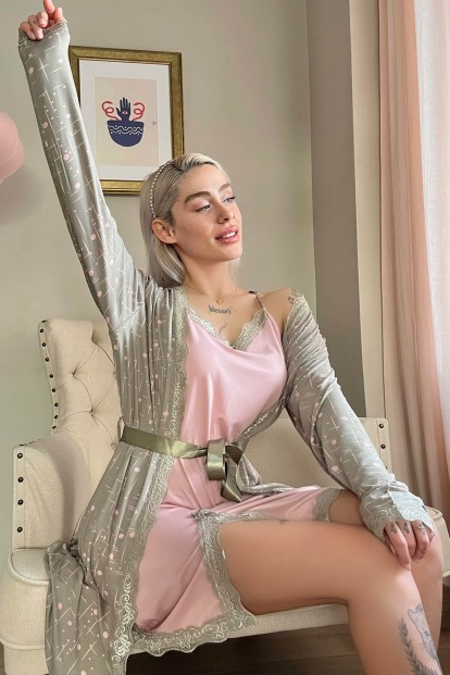 Haki Pembe Complex Desenli Sabahlıklı Gecelik Kadın Pijama Seti - Pijamaevi