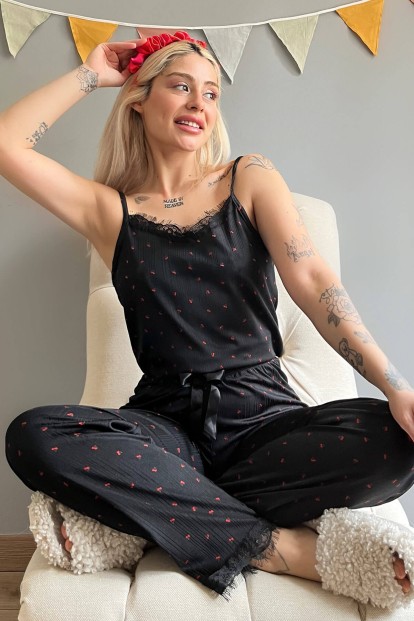 Kiraz Baskılı Dantelli İp Askılı Örme Kadın Pijama Takımı - Pijamaevi