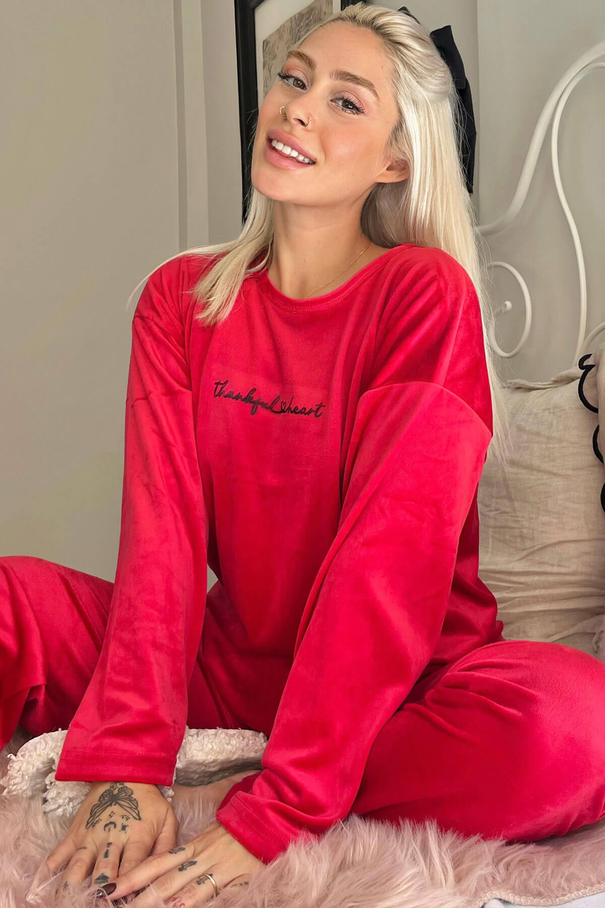 Kırmızı Thankful Desenli Exclusive Kadife Kadın Pijama Takımı 