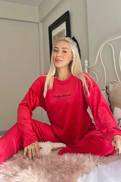Kırmızı Thankful Desenli Exclusive Kadife Kadın Pijama Takımı  - Pijamaevi (1)