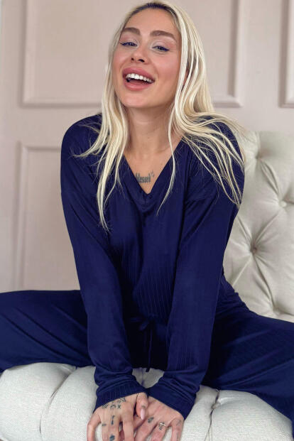 Lacivert Dublin Uzun Kollu V Yaka Kadın Pijama Takımı - Pijamaevi