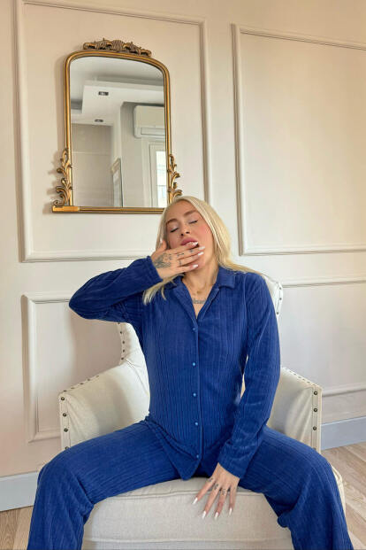 Lacivert Düz Önden Düğmeli Peluş Polar Pijama Takımı - Pijamaevi (1)