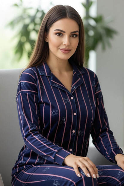 Lacivert Lineo Desenli Exclusive Önden Düğmeli Kadife Kadın Pijama Takımı - Pijamaevi