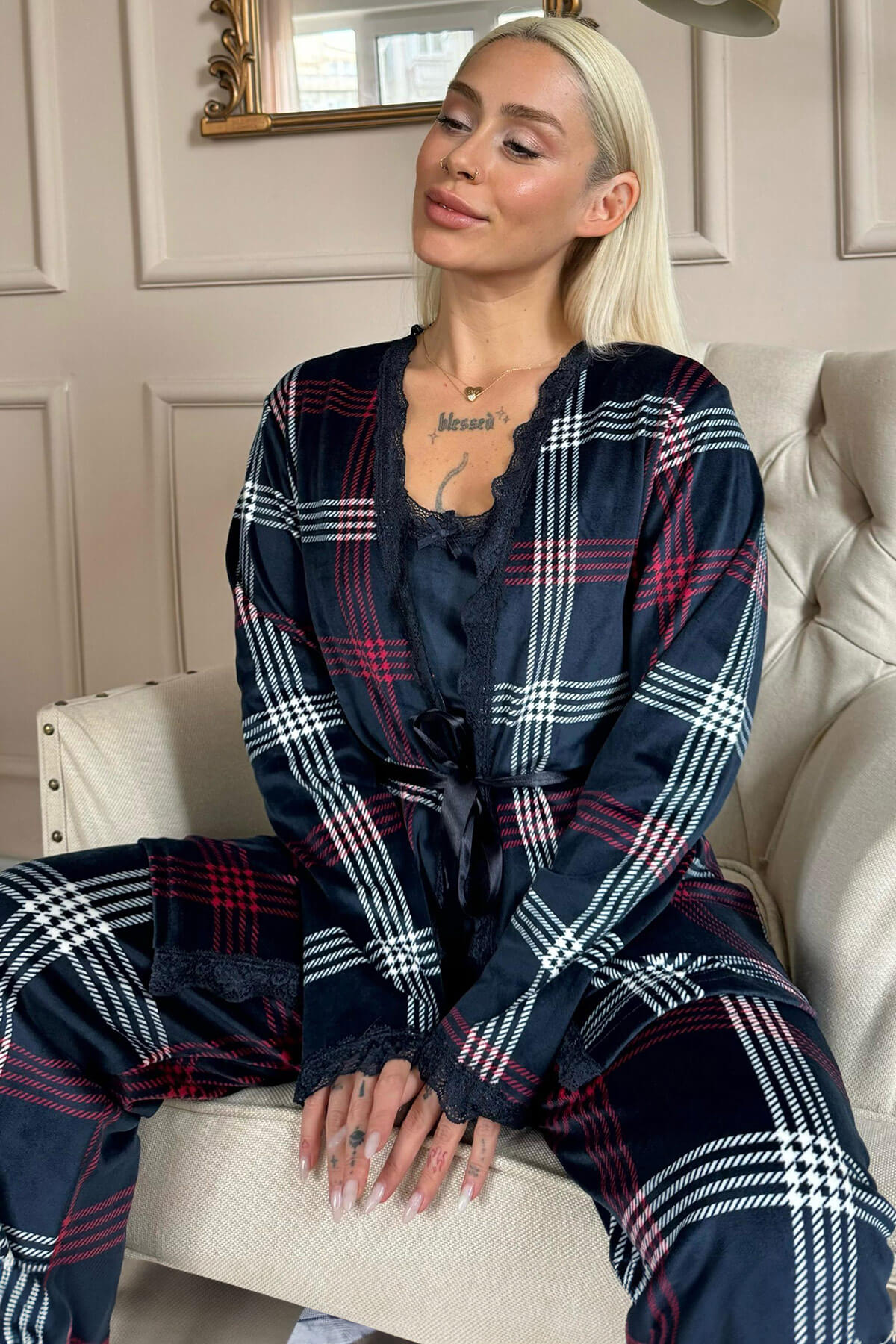 Lacivert Scotch Exclusive Kadife Sabahlıklı Kadın Pijama Takımı 