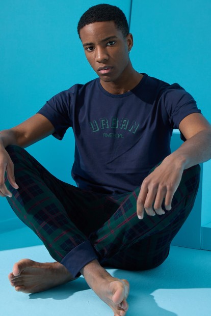 Lacivert Urban Baskılı Kısa Kollu Erkek Pijama Takımı - Pijamaevi