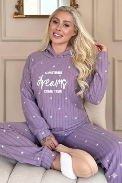 Lila Dreams Desenli Kapşonlu Peluş Polar Pijama Takımı - Pijamaevi
