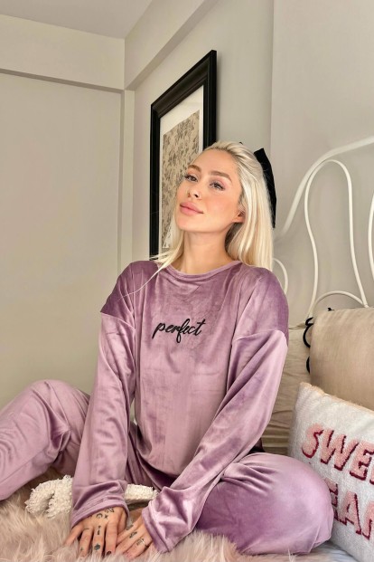 Lila Perfect Desenli Exclusive Kadife Kadın Pijama Takımı  - Pijamaevi (1)