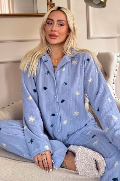 Mavi Çam Desenli Önden Düğmeli Peluş Polar Pijama Takımı - Pijamaevi