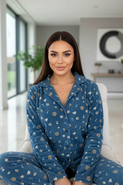 Mavi Cookie Desenli Önden Düğmeli Peluş Polar Pijama Takımı - Pijamaevi (1)