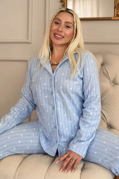 Mavi Dotted Desenli Önden Düğmeli Peluş Polar Pijama Takımı - Pijamaevi