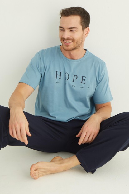 Mavi Hope Baskılı Kısa Kollu Alt Uzun Erkek Pijama Takımı - Pijamaevi