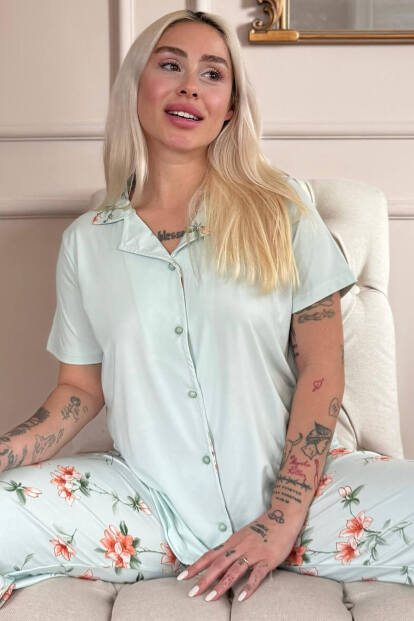 Mint Floral Breeze Exclusive Önden Düğmeli Kadın Pijama Takımı - Pijamaevi