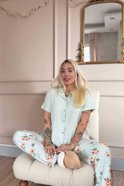 Mint Floral Breeze Exclusive Önden Düğmeli Kadın Pijama Takımı - Pijamaevi (1)