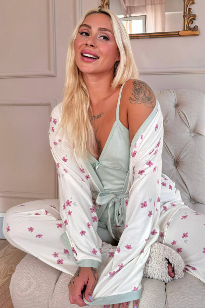 Mint Flowers Desenli Termal Sabahlıklı Kadın Pijama Takımı - Pijamaevi
