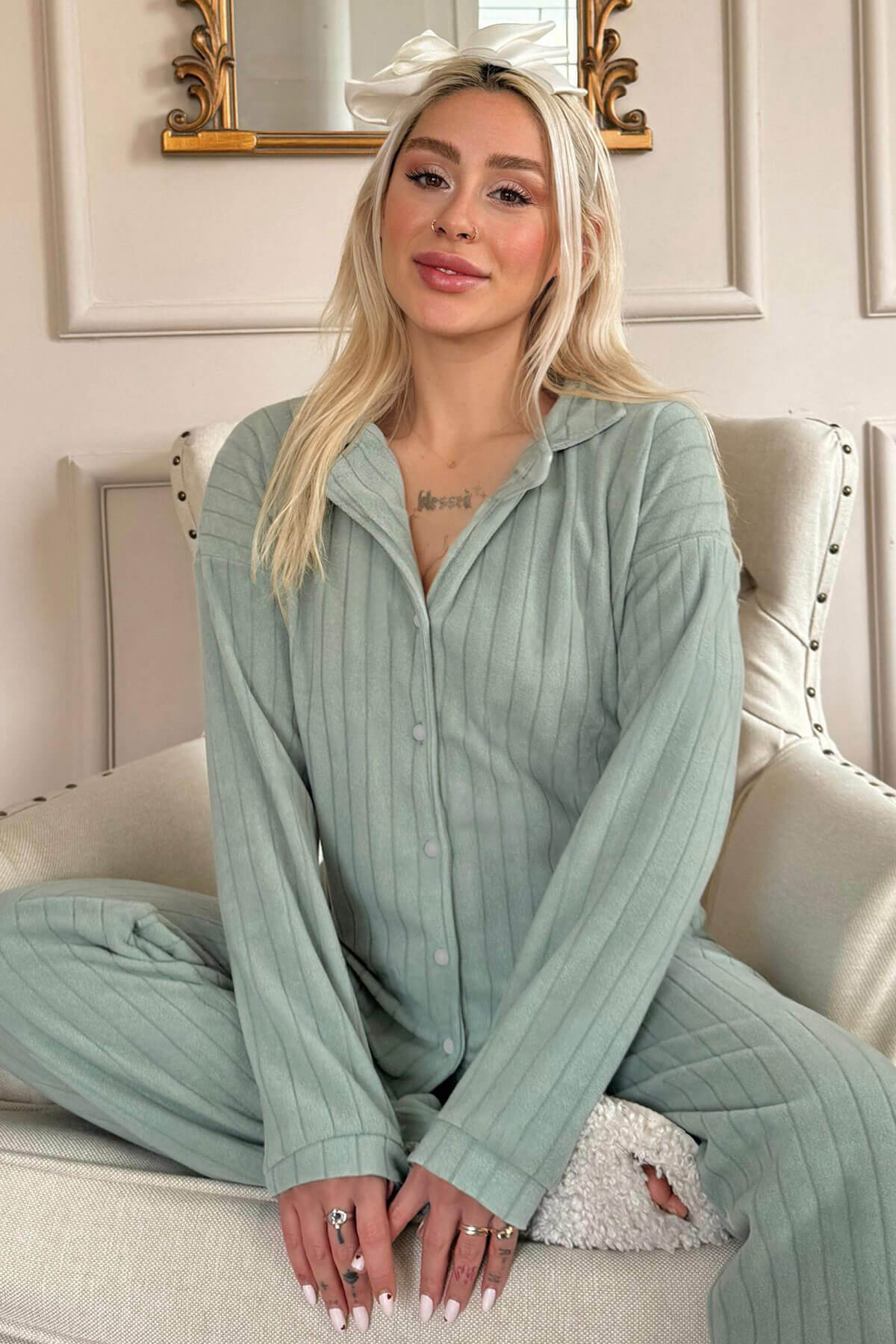 Mint Yeşili Düz Önden Düğmeli Peluş Polar Pijama Takımı