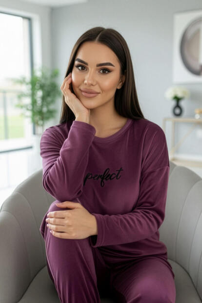 Mürdüm Perfect Desenli Exclusive Kadife Kadın Pijama Takımı  - Pijamaevi (1)