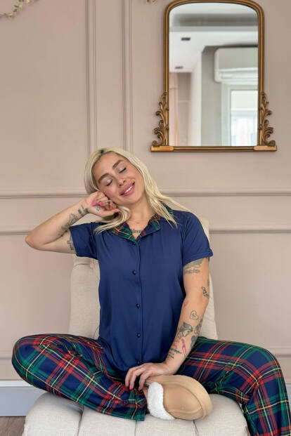 Navy Tartan Exclusive Önden Düğmeli Kadın Pijama Takımı - Pijamaevi (1)