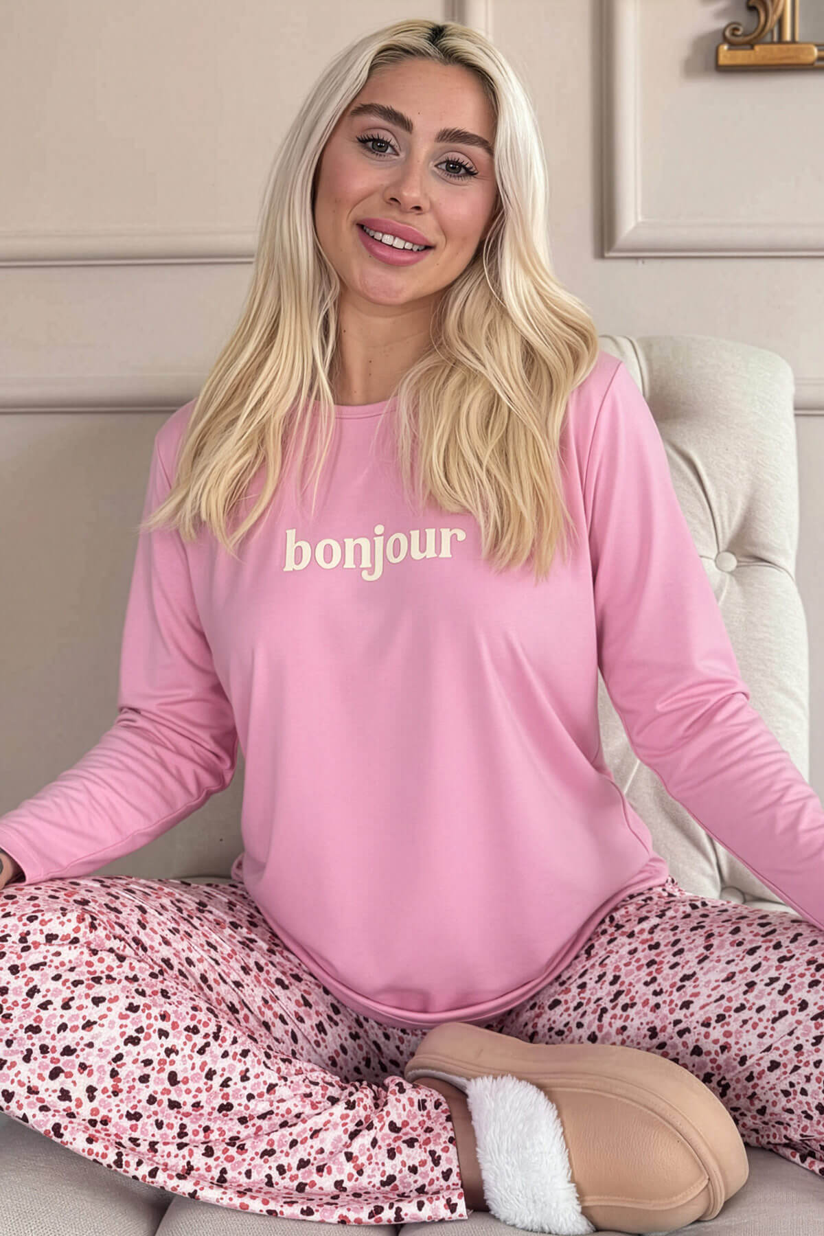 Pembe Bonjour Desenli Uzun Kollu Bambu Örme Kadın Pijama Takımı