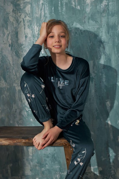 Petrol Life Desenli Exclusive Kadife Kız Çocuk Pijama Takımı  - Pijamaevi (1)