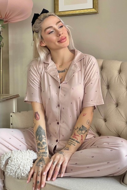 Pudra Double Desenli Bambu Önden Düğmeli Kısa Kol Pijama Takımı - Pijamaevi