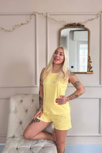 Sarı Shine Desenli Bambu Sıfır Kol Şortlu Kadın Pijama Takımı - Pijamaevi (1)