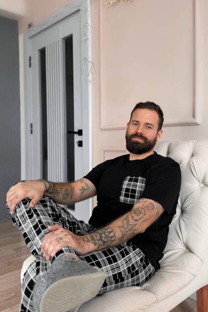 Siyah Beyaz Ekose Desen Cep Detaylı Kısa Kol Erkek Pijama Takımı - Pijamaevi (1)