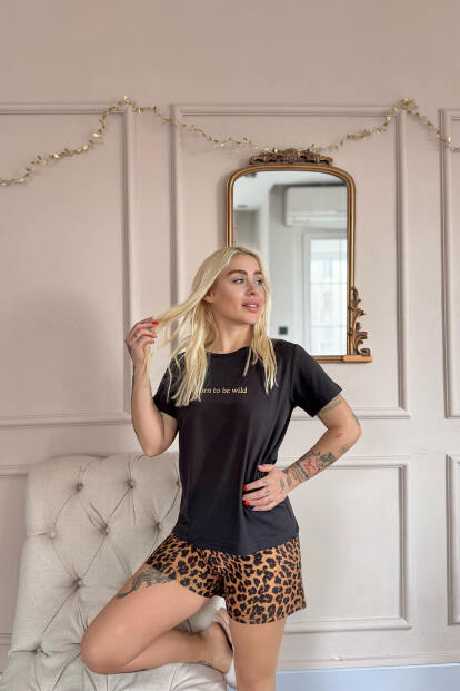 Siyah Born to Be Wild Leopar Desenli Kısa Kollu Şortlu Örme Kadın Pijama Takımı - Pijamaevi (1)