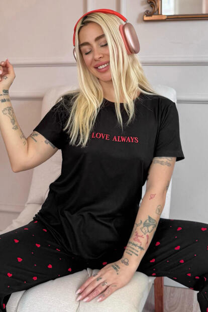 Siyah Love Desenli Bambu Kısa Kol Kadın Pijama Takımı - Pijamaevi