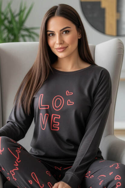 Siyah Love Desenli Termal Kadın Pijama Takımı - Pijamaevi
