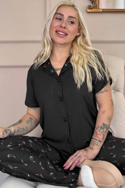 Siyah Midnight Petals Exclusive Önden Düğmeli Kadın Pijama Takımı - Pijamaevi