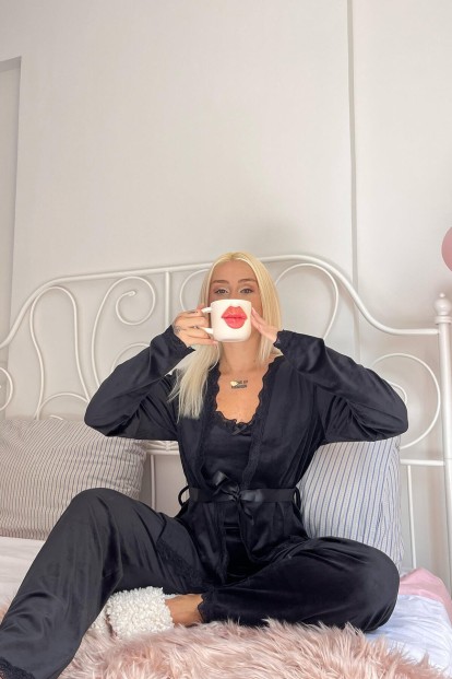 Siyah Nero Exclusive Kadife Sabahlıklı Kadın Pijama Takımı  - Pijamaevi (1)