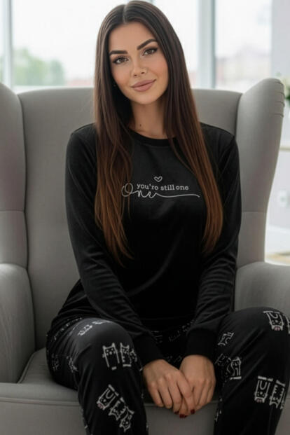 Siyah One Desenli Exclusive Kadife Kadın Pijama Takımı - Pijamaevi