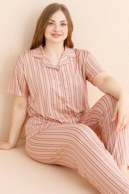 Somon Opulence Desenli Bambu Önden Düğmeli Kısa Kol Büyük Beden Battal Pijama Takımı - Pijamaevi