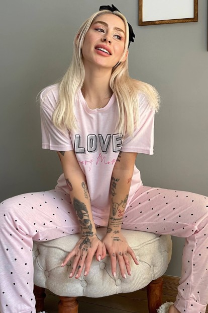 Toz Pembe Love Puan Baskılı Örme Kısa Kollu Kadın Pijama Takımı - Pijamaevi