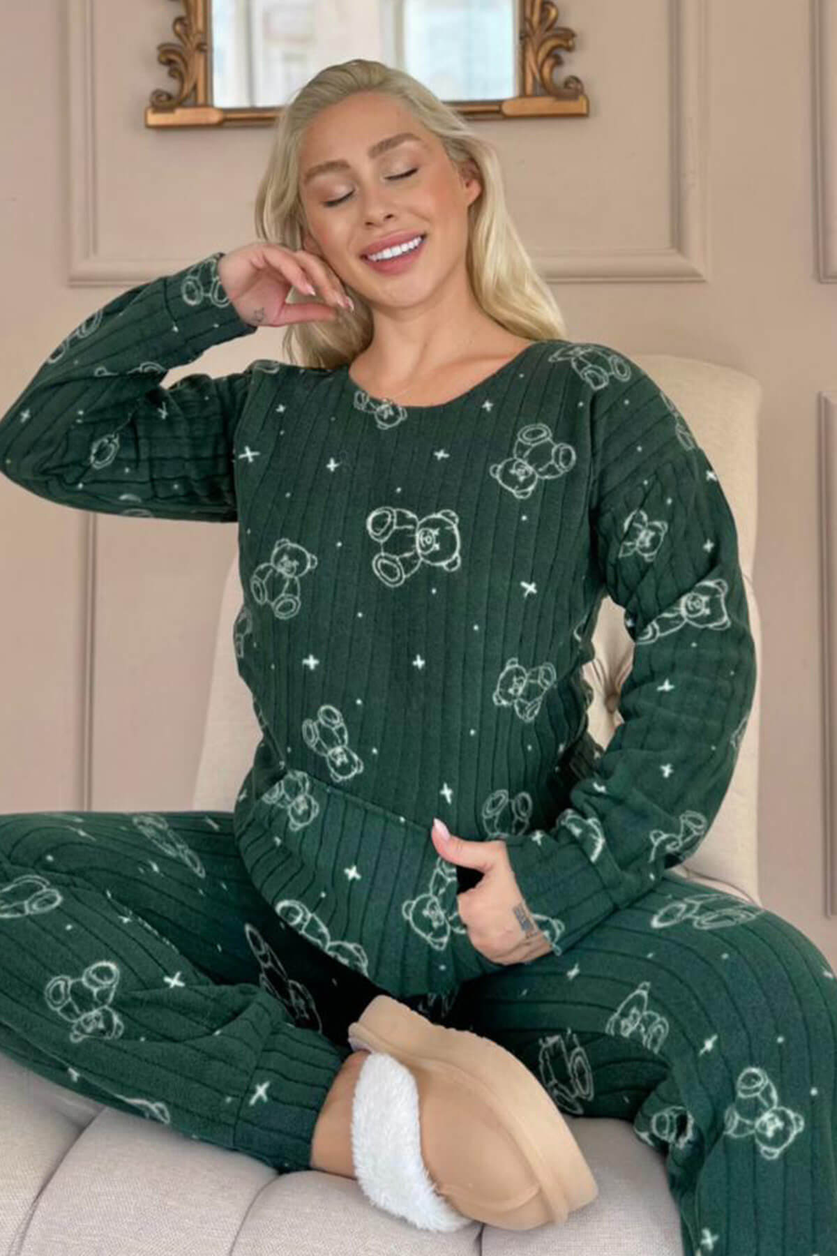 Yeşil Bear Desenli Kanguru Cepli Peluş Polar Pijama Takımı