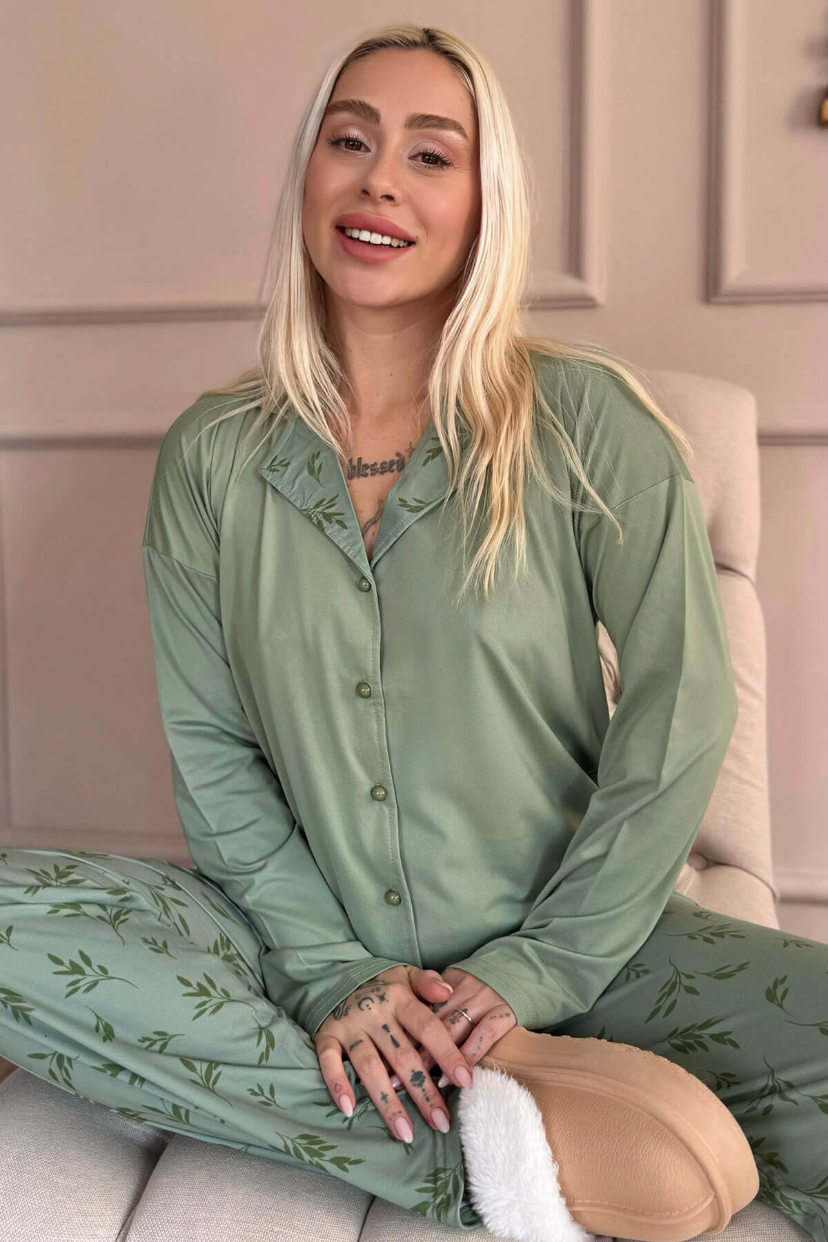 Yeşil Çiçek Desenli Bambu Önden Düğmeli Uzun Kol Kadın Pijama Takımı