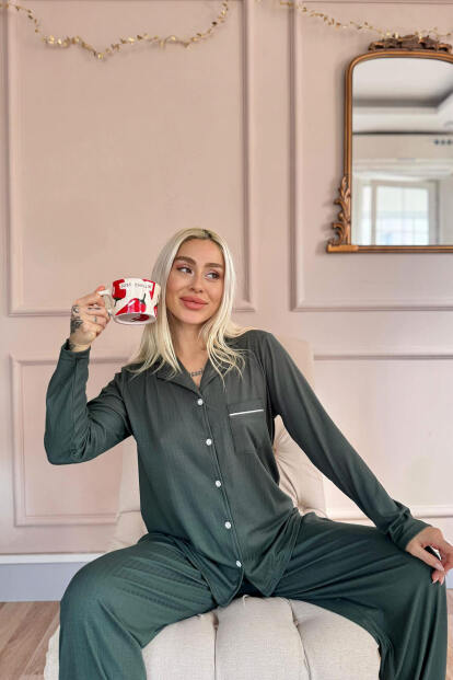 Yeşil Dublin Önden Düğmeli Uzun Kollu Kadın Pijama Takımı - Pijamaevi (1)