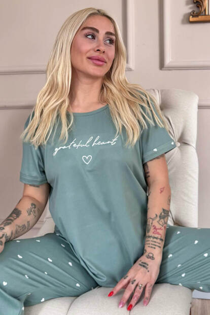 Yeşil Grateful Heart Desenli Bambu Kısa Kol Kadın Pijama Takımı - Pijamaevi