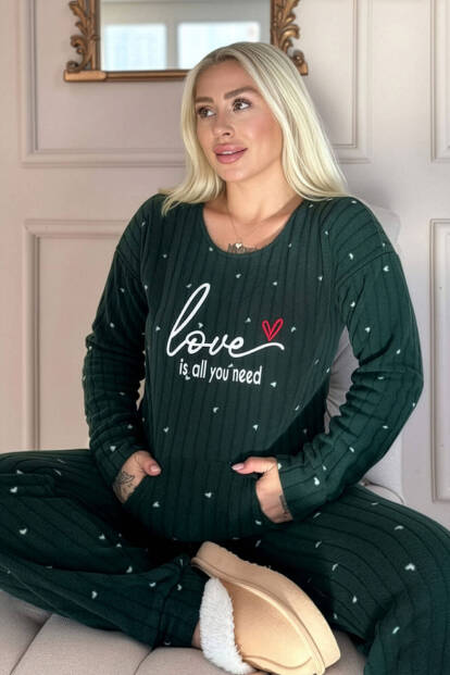Yeşil Love Desenli Kanguru Cepli Peluş Polar Pijama Takımı - Pijamaevi
