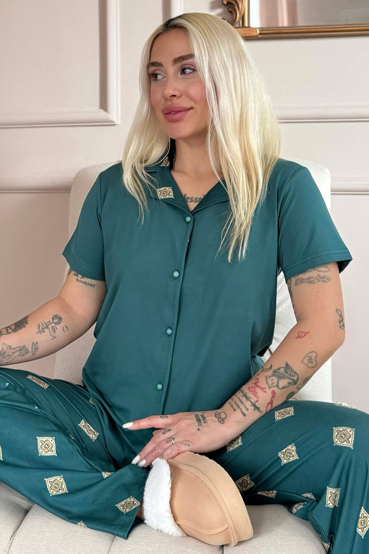 Zümrüt Mozaik Exclusive Önden Düğmeli Kadın Pijama Takımı